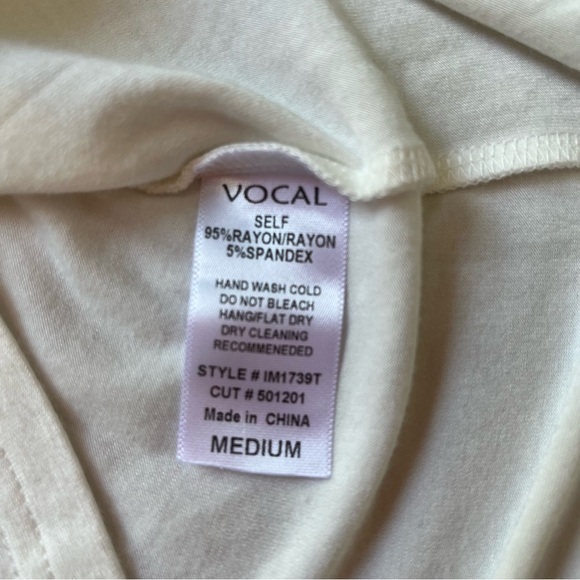 Vocal Brand White Grommet Top M - Picture 7 of 7